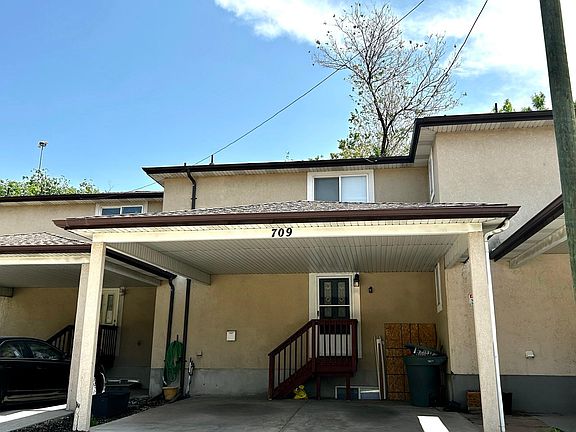 2nd image of 709 W Jackson Park Pl