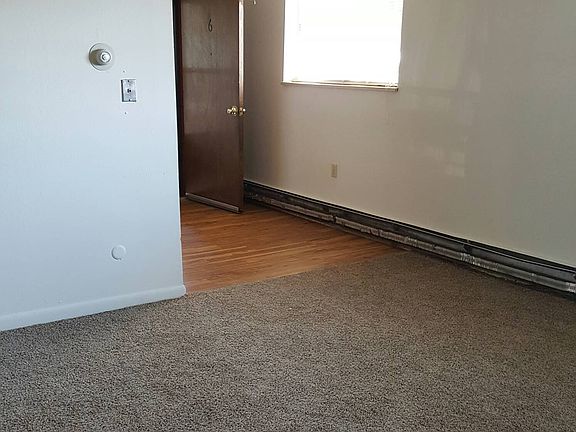 3rd image of 2920 Glen Dale Dr APT 6