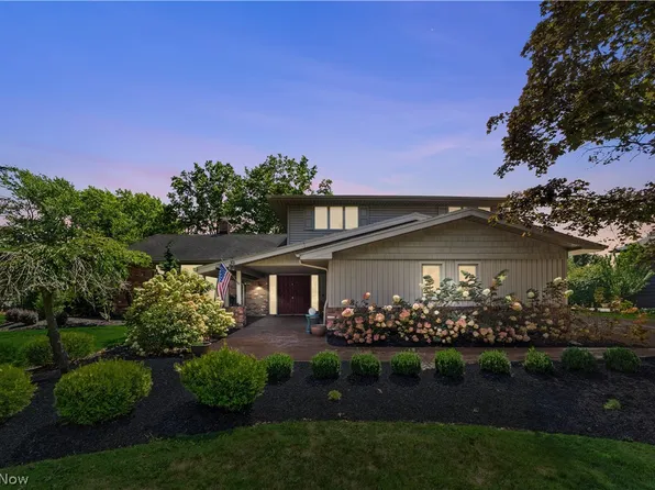26332 Annesley Rd, Beachwood, OH 44122
