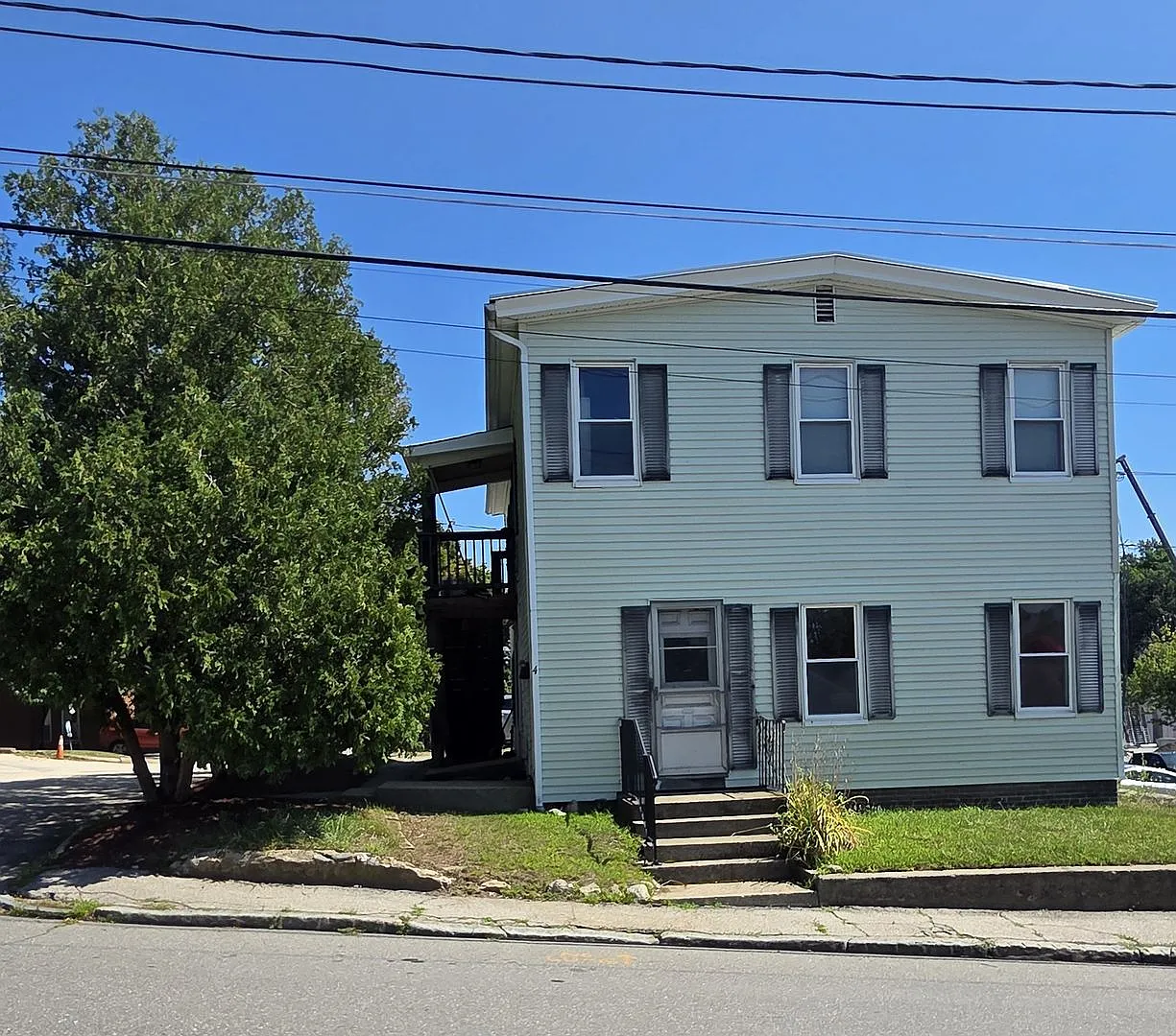 DERRY - 4 Central St — Photo 1