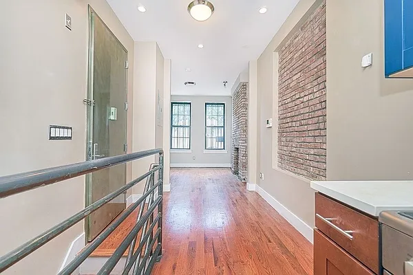 Rented by Skyward | media 43