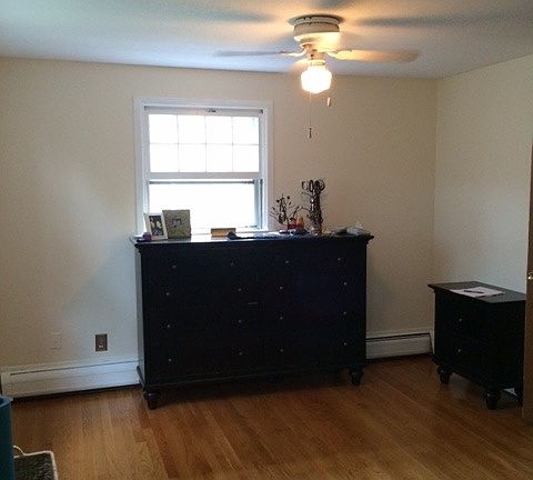 master bedroom 48 Tentht side