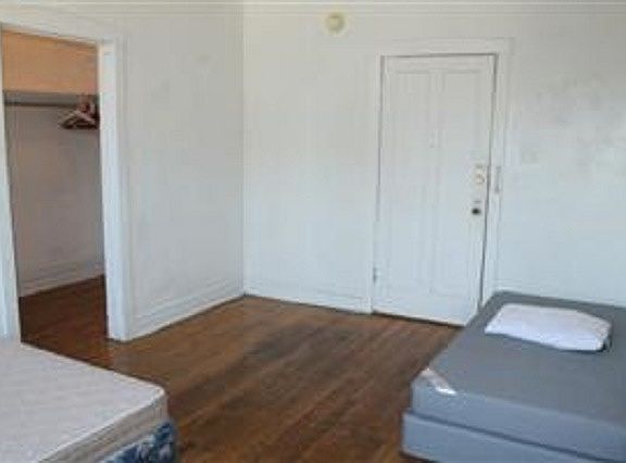 2nd image of 2432 N Linden Pl APT 307
