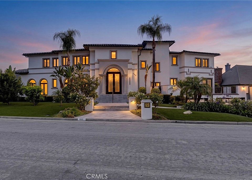 1st image of 860 Greenridge La Canada