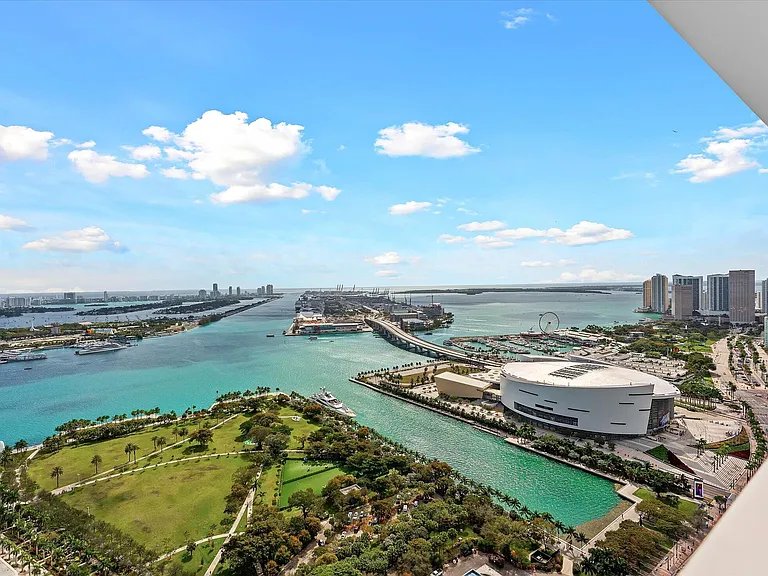1040 Biscayne Blvd #4002 — Photo 2