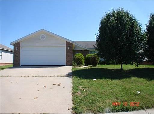 1st image of 1300 E Rachel Ln