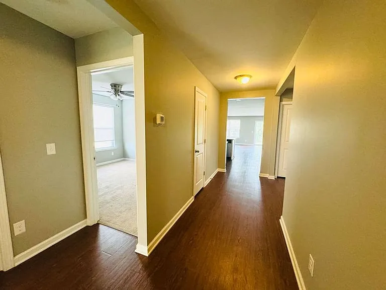 623 Hogan Dr — Photo 18