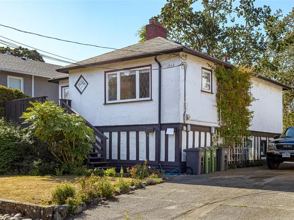 1645 Haultain St, Victoria, BC V8R 2K8