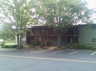 448 Notch Ln, Branson West, MO 65737