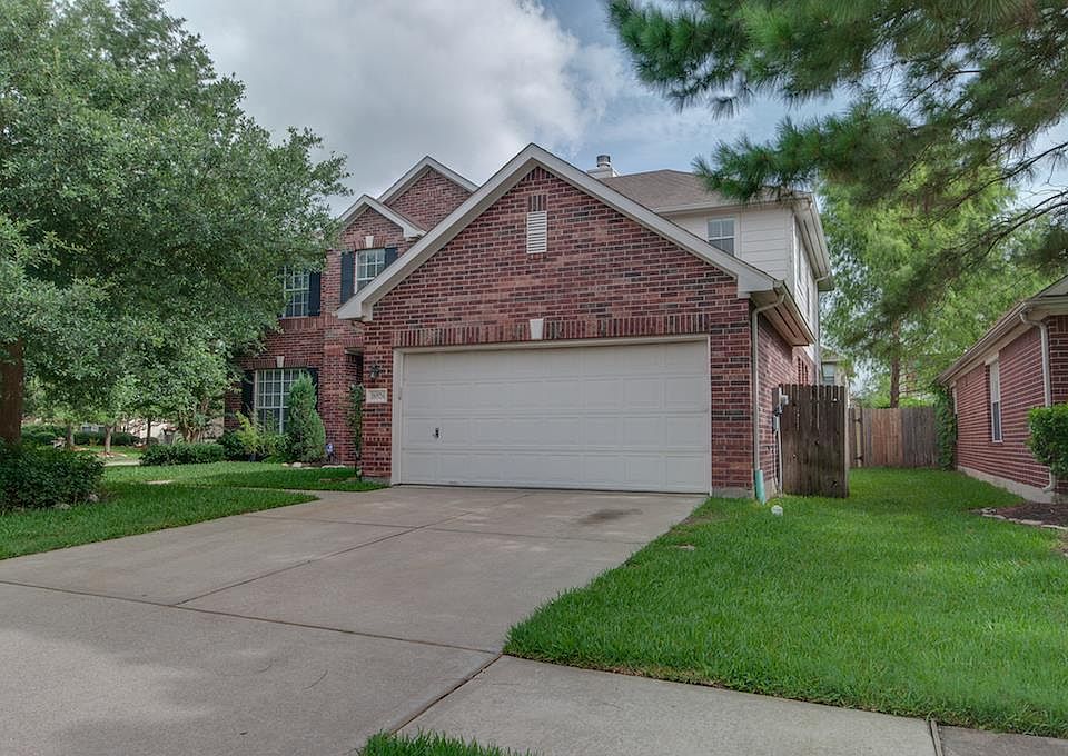 1st image of 16526 Cypress Downs Dr