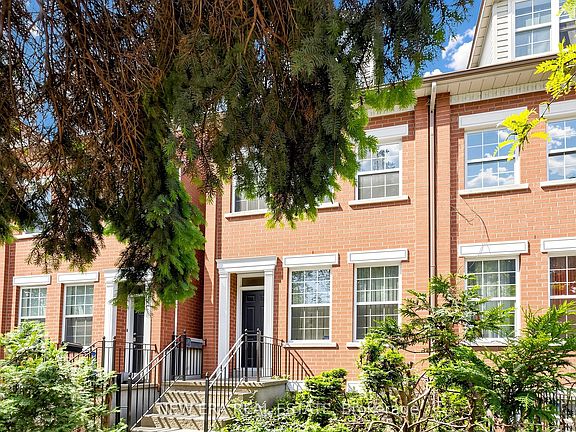 3rd image of 238 George St