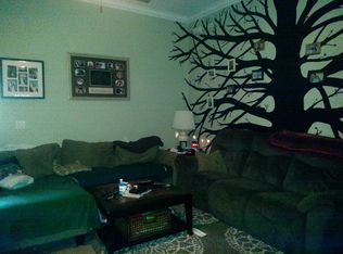 2911 Country Breeze Dr, Plant City, FL 33567