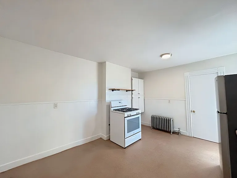 2-8 Main St — Photo 11