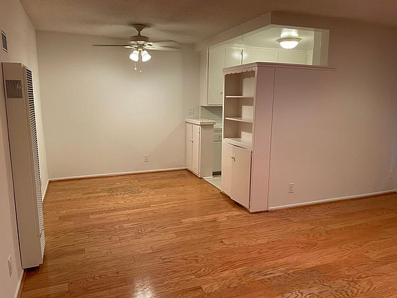 3rd image of 11655 Ohio Ave #3