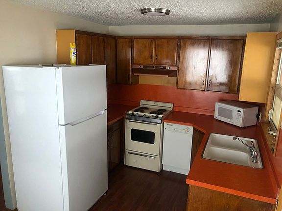 3rd image of 1155 8th Ave #1