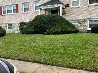 636 Wanamaker Rd, Jenkintown, PA 19046