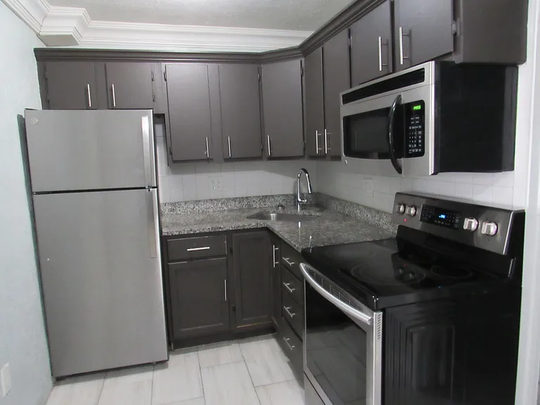 4283 Cocoanut Rd #3 — Photo 6