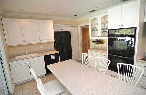 4th image of 409 Langholm Dr
