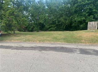 124 Thunderbird Dr, McKeesport, PA