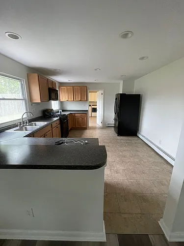 426 Elizabeth Ave Photo 1