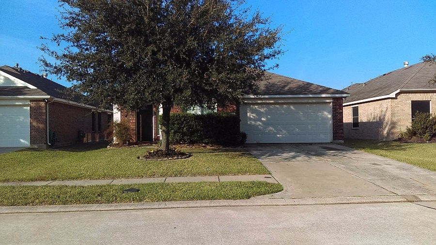 1st image of 11826 Canyon Falls Dr