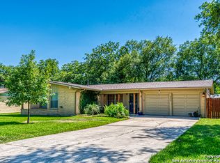 217 Beechwood Ave, Universal City, TX 78148