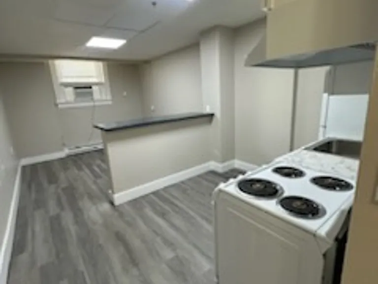 Franklin Park Apartments — Photo 30