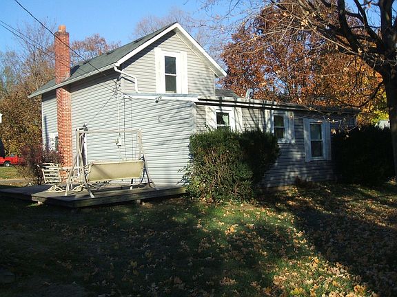 2nd image of 230 East St