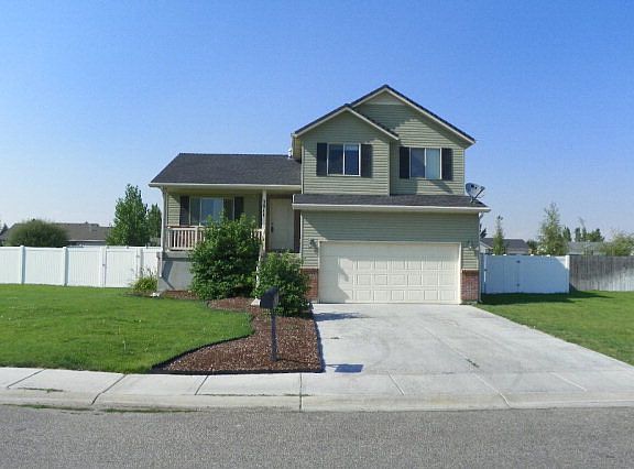 2nd image of 3811 E Deer Strm