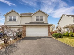 1163 W Maggie Ln, Romeoville, IL 60446