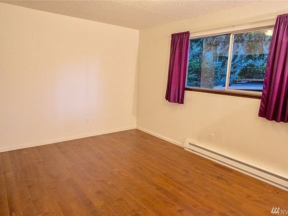 3rd image of 14712 Grace Ct NW