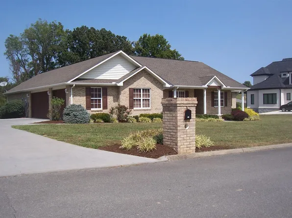 1409 Robert Ridge Rd, Sevierville, TN 37862