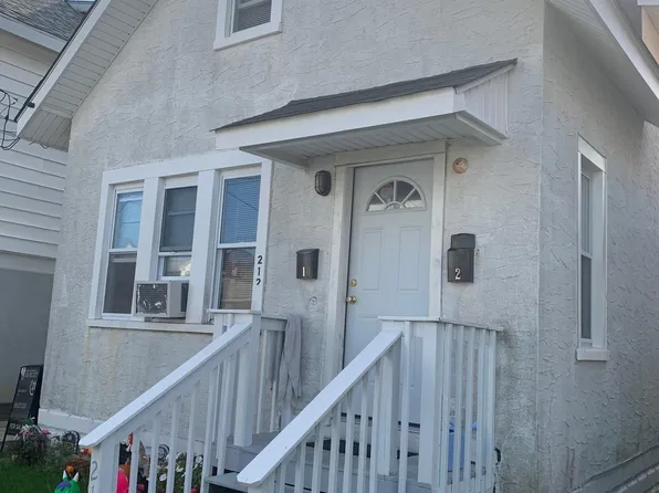 212 N Suffolk Ave, Ventnor City, NJ 08406