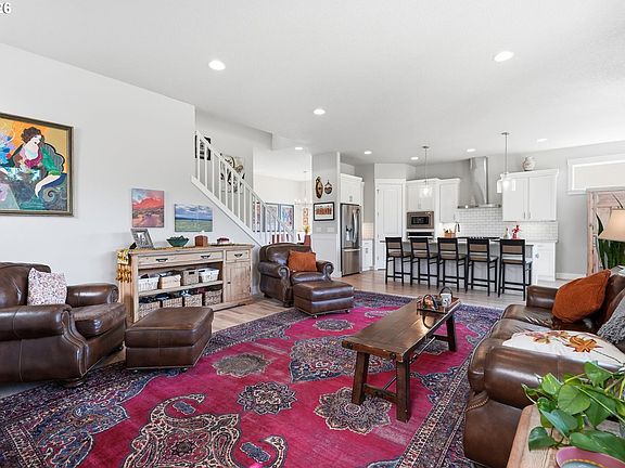 4th image of 13522 NW Anthem Ln
