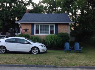 20 Seaview Ave, Fairhaven, MA 02719