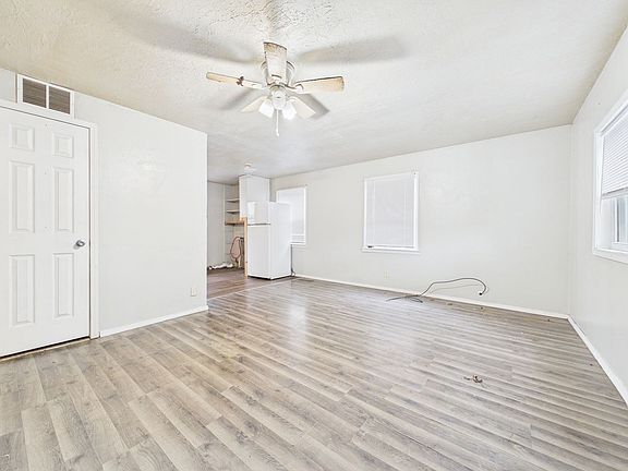 2nd image of 1516 Fulton St