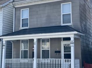 70 S Water St, Spring Grove, PA 17362