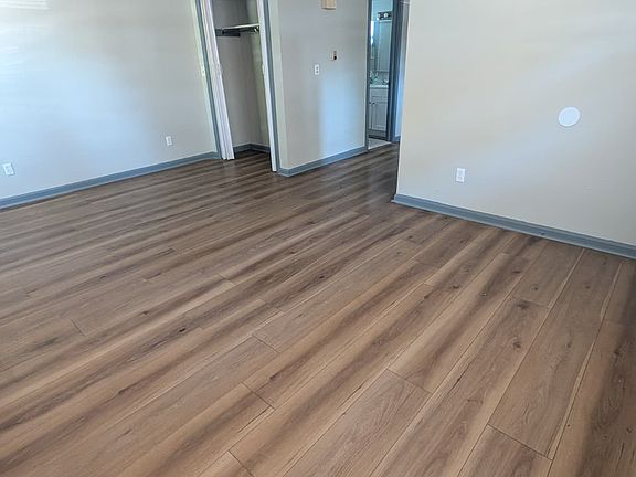 4th image of 148 Bradford Ave #2-1