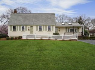 92 Bourne Park Ave, Marshfield, MA 02050