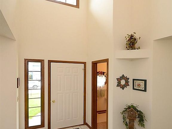 3rd image of 2010 Liberty Ln