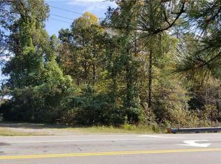 13201 Bermuda Orchard Ln, Chester, VA 23836