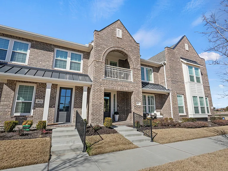 8683 Dynasty Ln — Photo 24