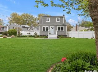 630 1st St, Ronkonkoma, NY 11779