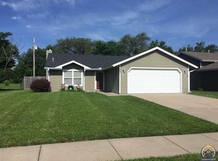 2431 SW Rother Rd, Topeka, KS 66614