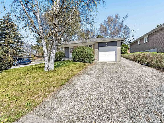 4th image of 40 Threadneedle Cres