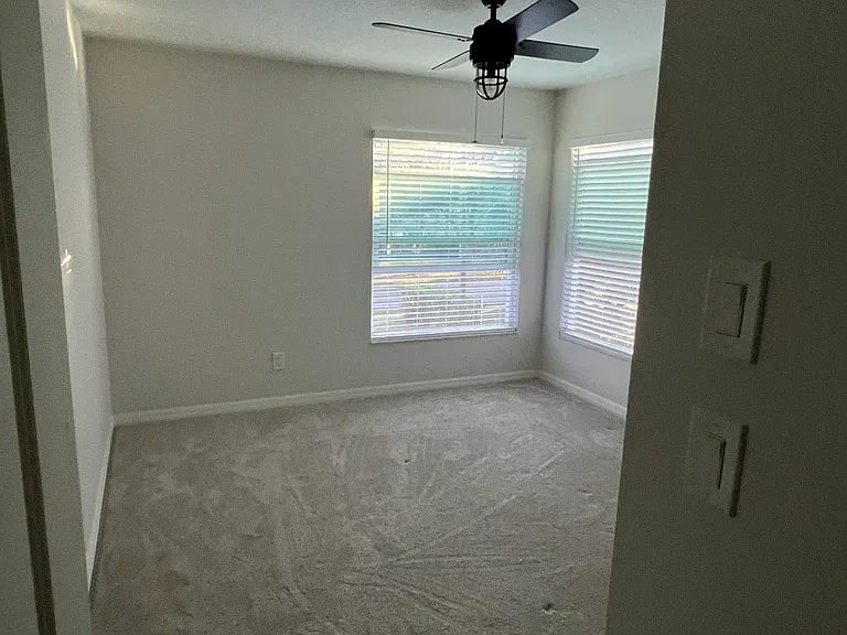 401 E Curlew Pl — Photo 10