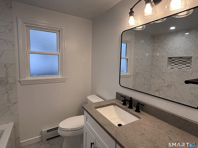 65 Roseville St — Photo 24