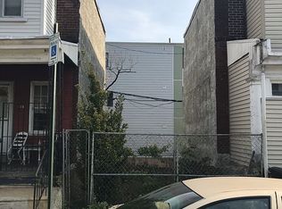 548 E Ashmead St, Philadelphia, PA 19144
