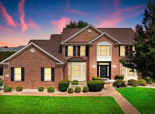7014 N Vauxhall Pl, Peoria, IL 61615