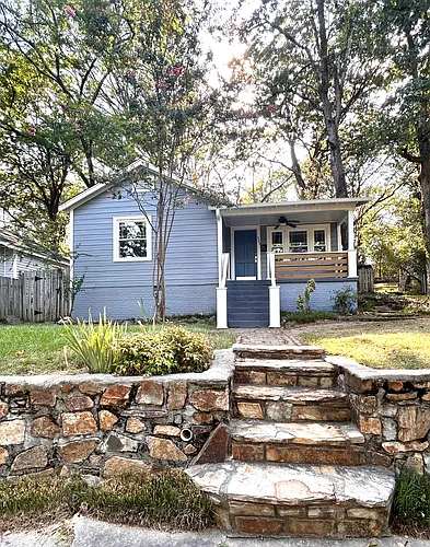 320 Rose St Photo 1
